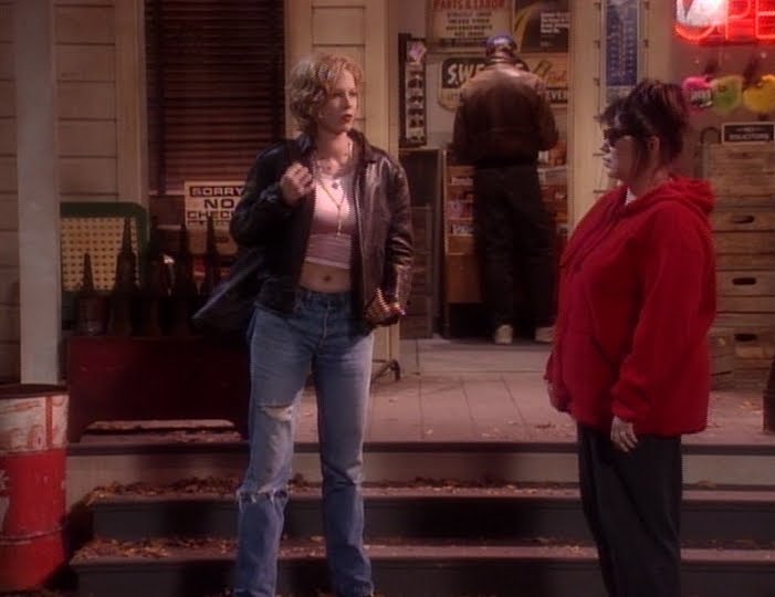 Jenna Elfman dans Roseanne