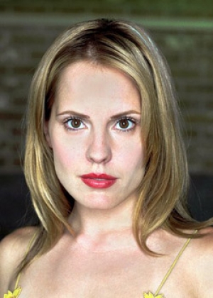 Emma Caulfield