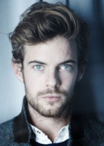 Harry Treadaway