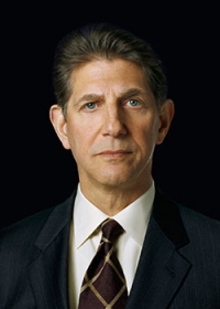 Peter Coyote